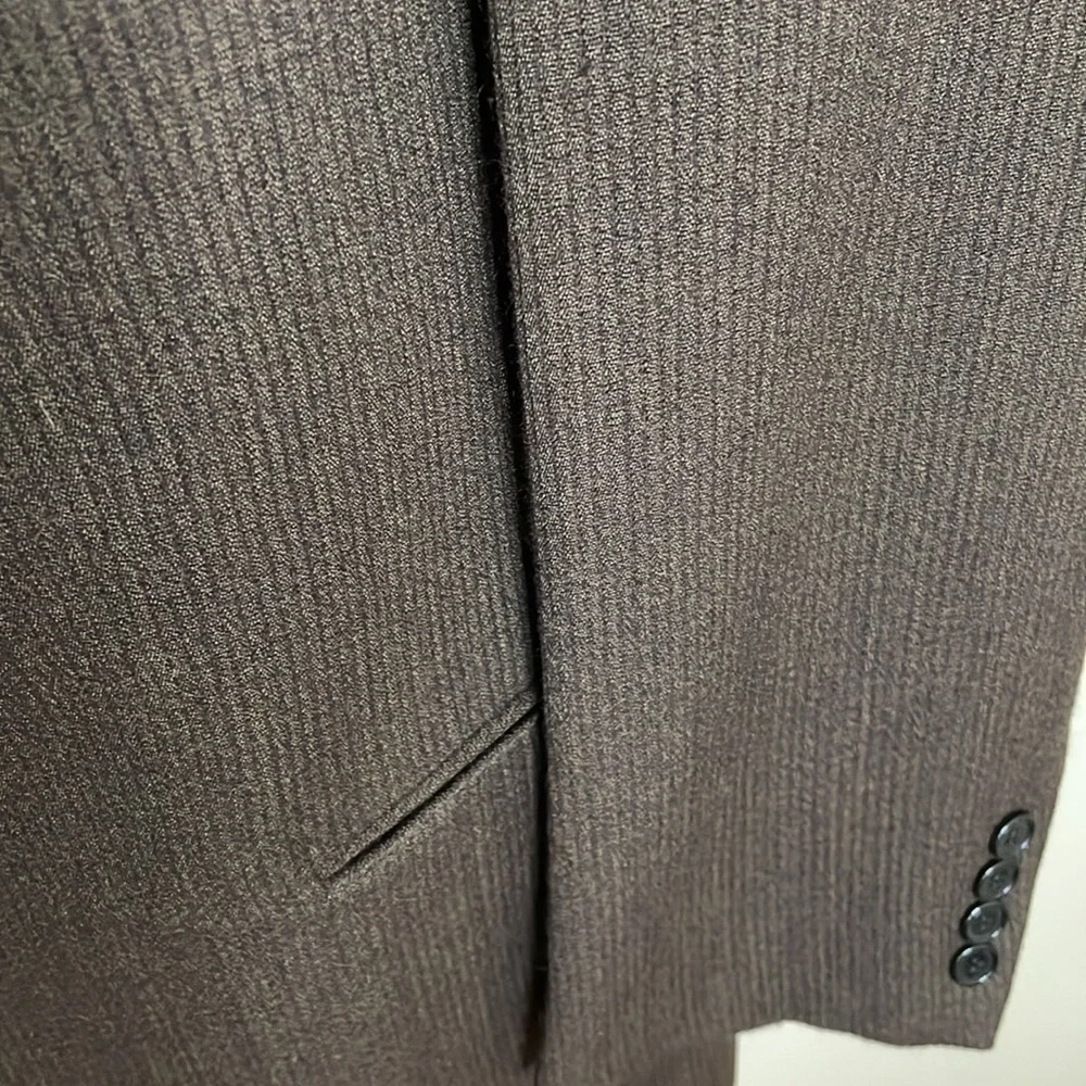 DONNA KARAN Mens 40R 100% Wool Italian Made 3 Button Brown Stripe Blazer Teacher